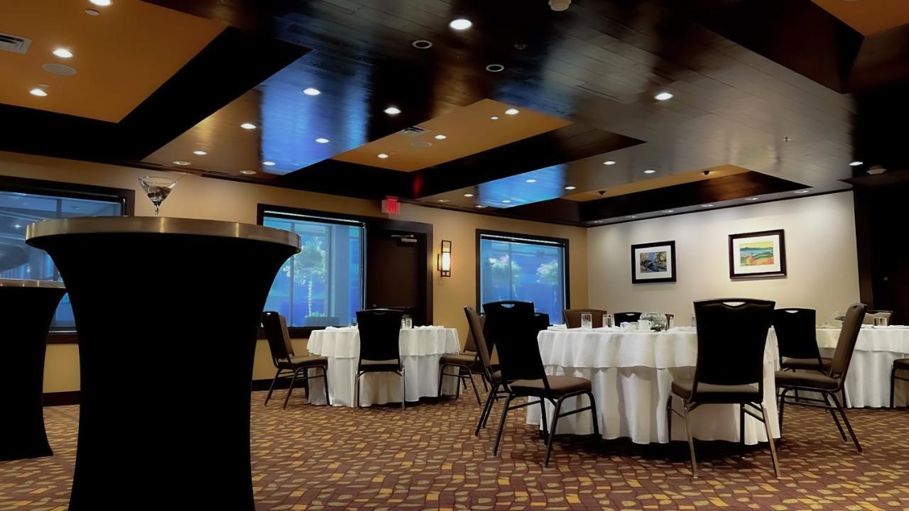 Coast Capri Hotel Kelowna Exteriér fotografie